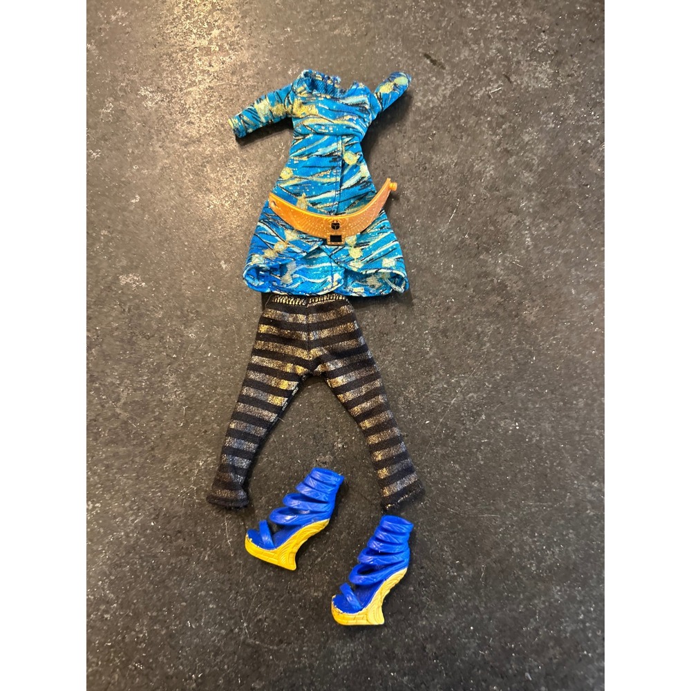 Monster High Cleo de Nile Picture Day Outfit Shoes Belt Leggings